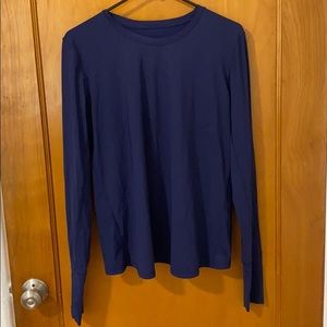 Lululemon top